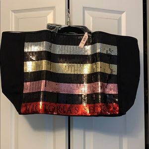Victoria Secret duffle bag